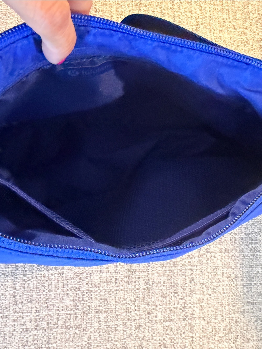 Lululemon Slouchy Sling Bag 6L riverside blue NWT - Picture 14 of 14